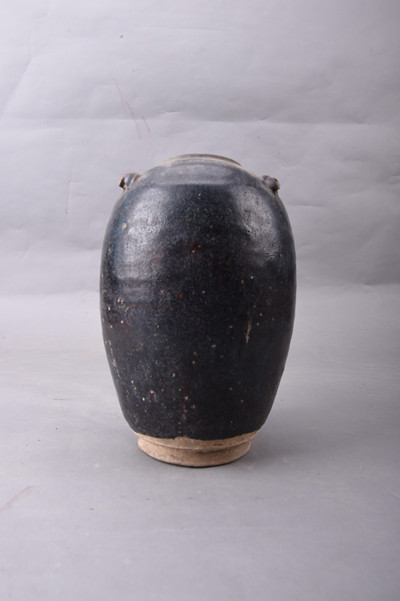 宋黑釉陶罐